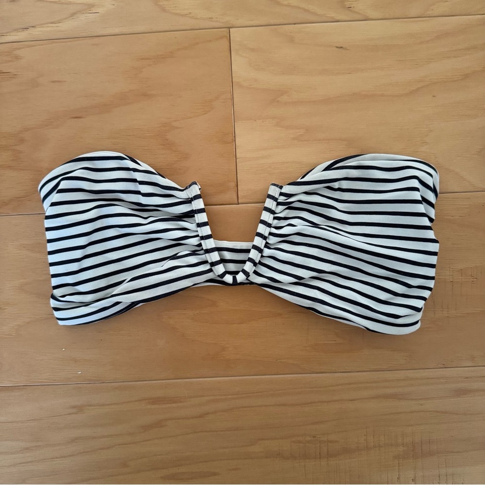 MIKOH Reunion V-Wire Bandeau Bikini Top XS